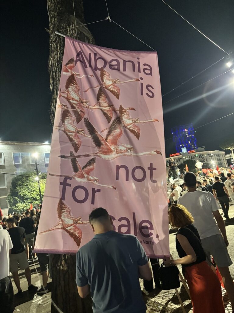 Protestele din Albania: reportaj subiectiv despre #FlamingoRevolution