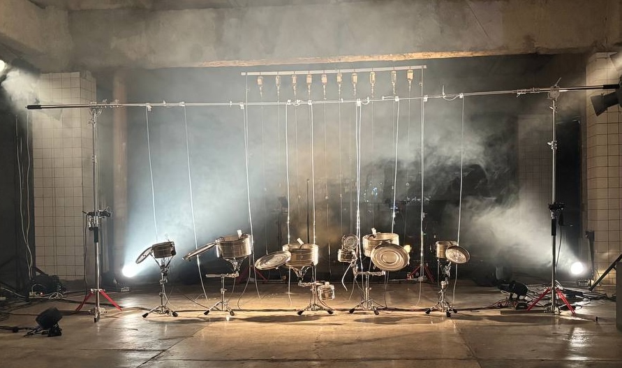 A fost odată PACE în Europa. Sau n-a fost? Despre spectacolul ”Lunga scurtă istorie a Păcii” ( teatru-spălătorie)